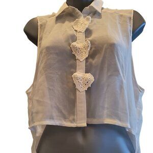 NWT   LF Chandelier Romantic Sheer Crochet Hearts Top size Small button up tank‎